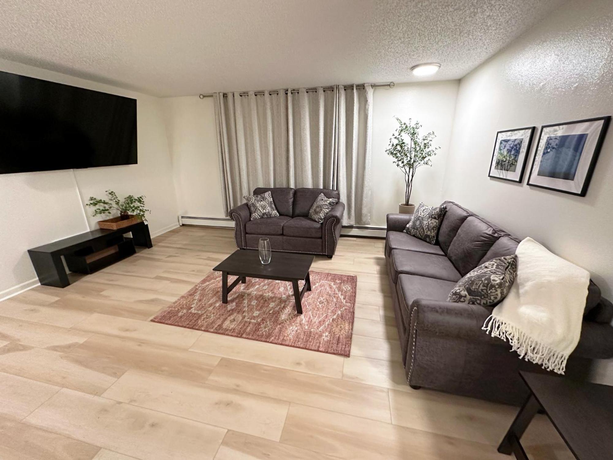 Stay Anchorage! Furnished Two Bedroom Apartments With High Speed Wifi Eksteriør billede