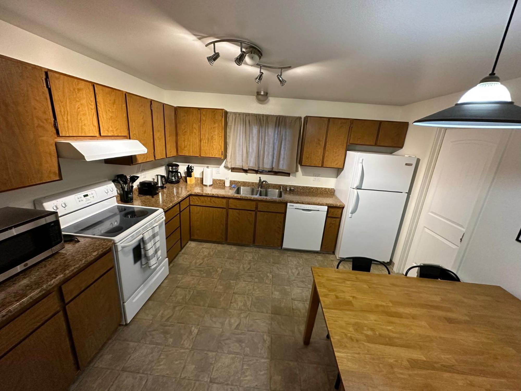 Stay Anchorage! Furnished Two Bedroom Apartments With High Speed Wifi Eksteriør billede