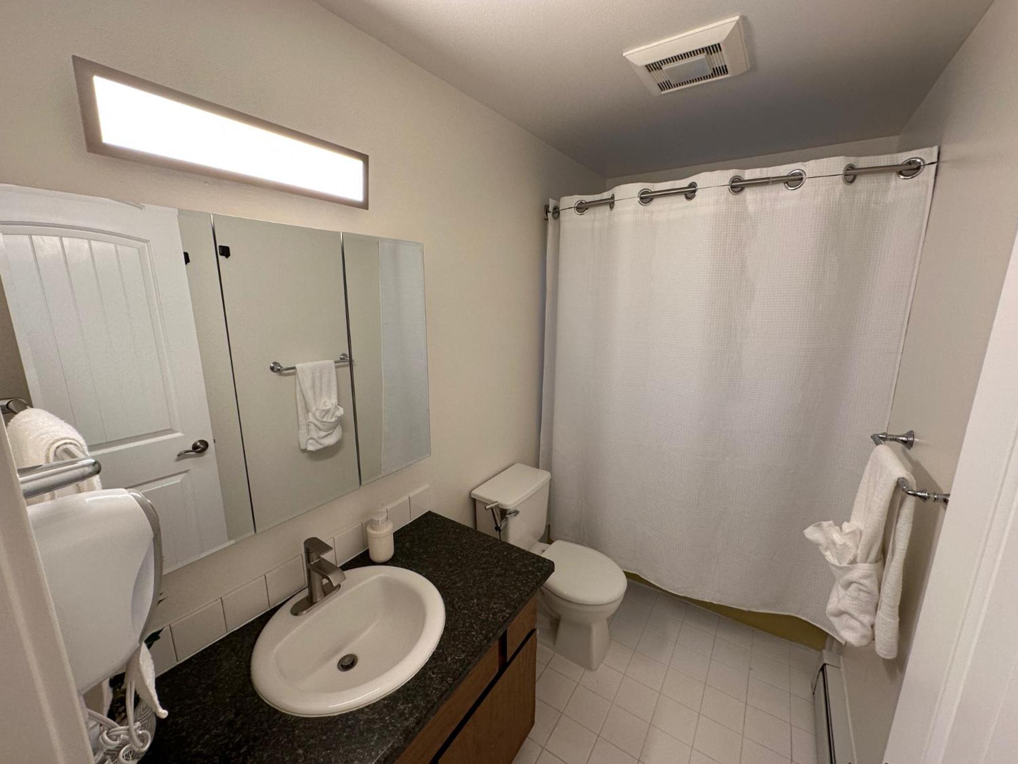 Stay Anchorage! Furnished Two Bedroom Apartments With High Speed Wifi Værelse billede