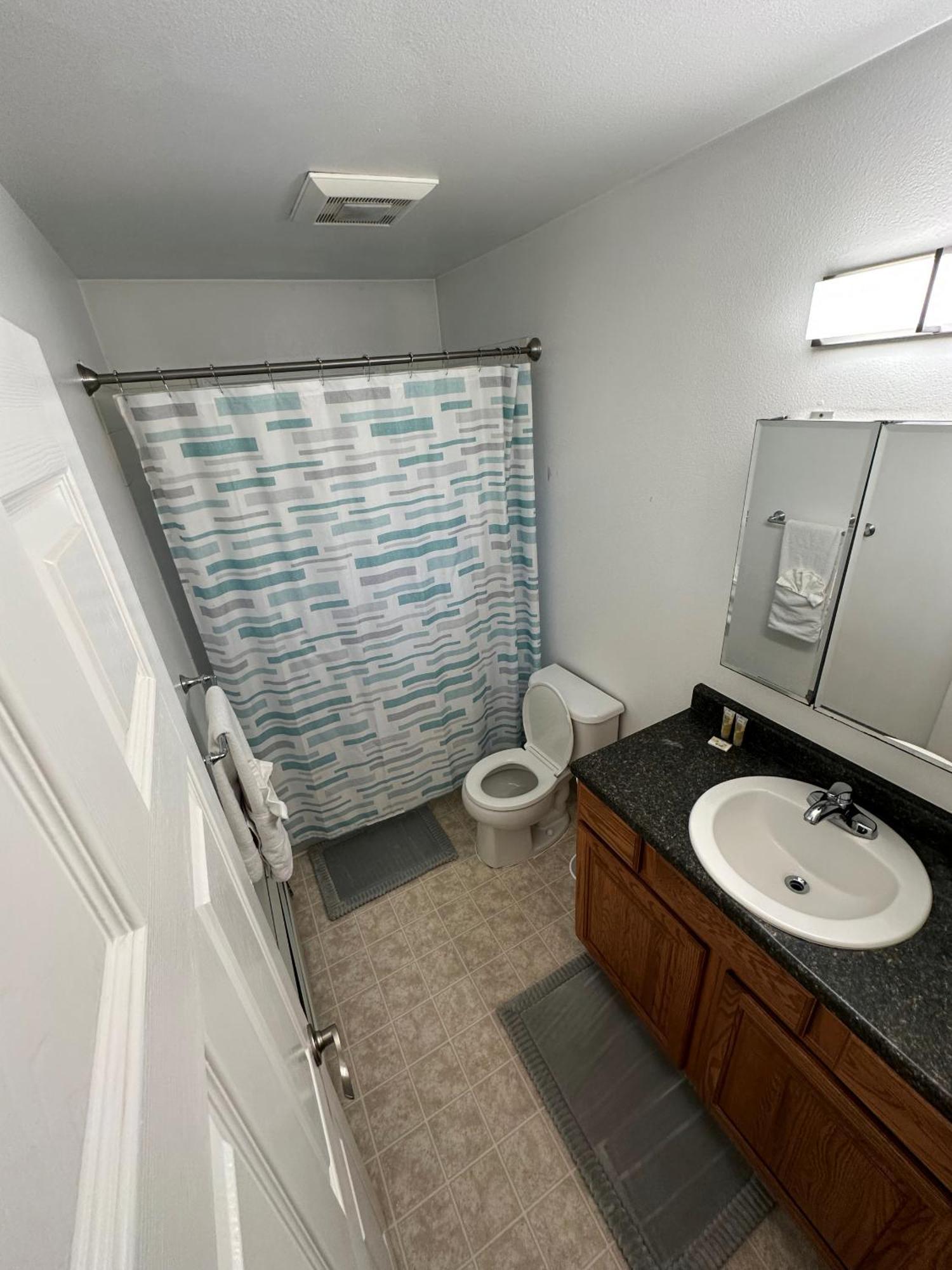 Stay Anchorage! Furnished Two Bedroom Apartments With High Speed Wifi Værelse billede