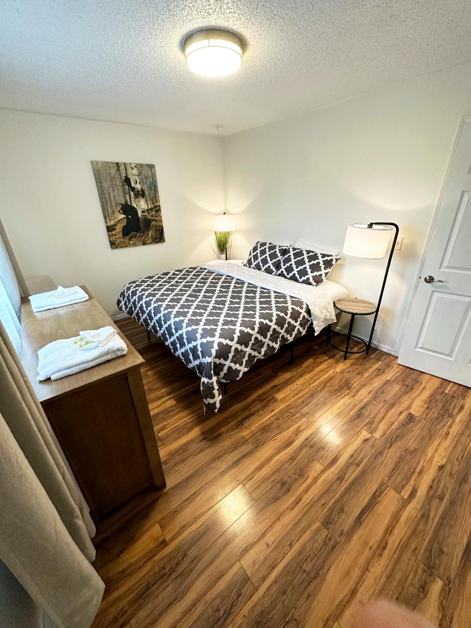 Stay Anchorage! Furnished Two Bedroom Apartments With High Speed Wifi Værelse billede