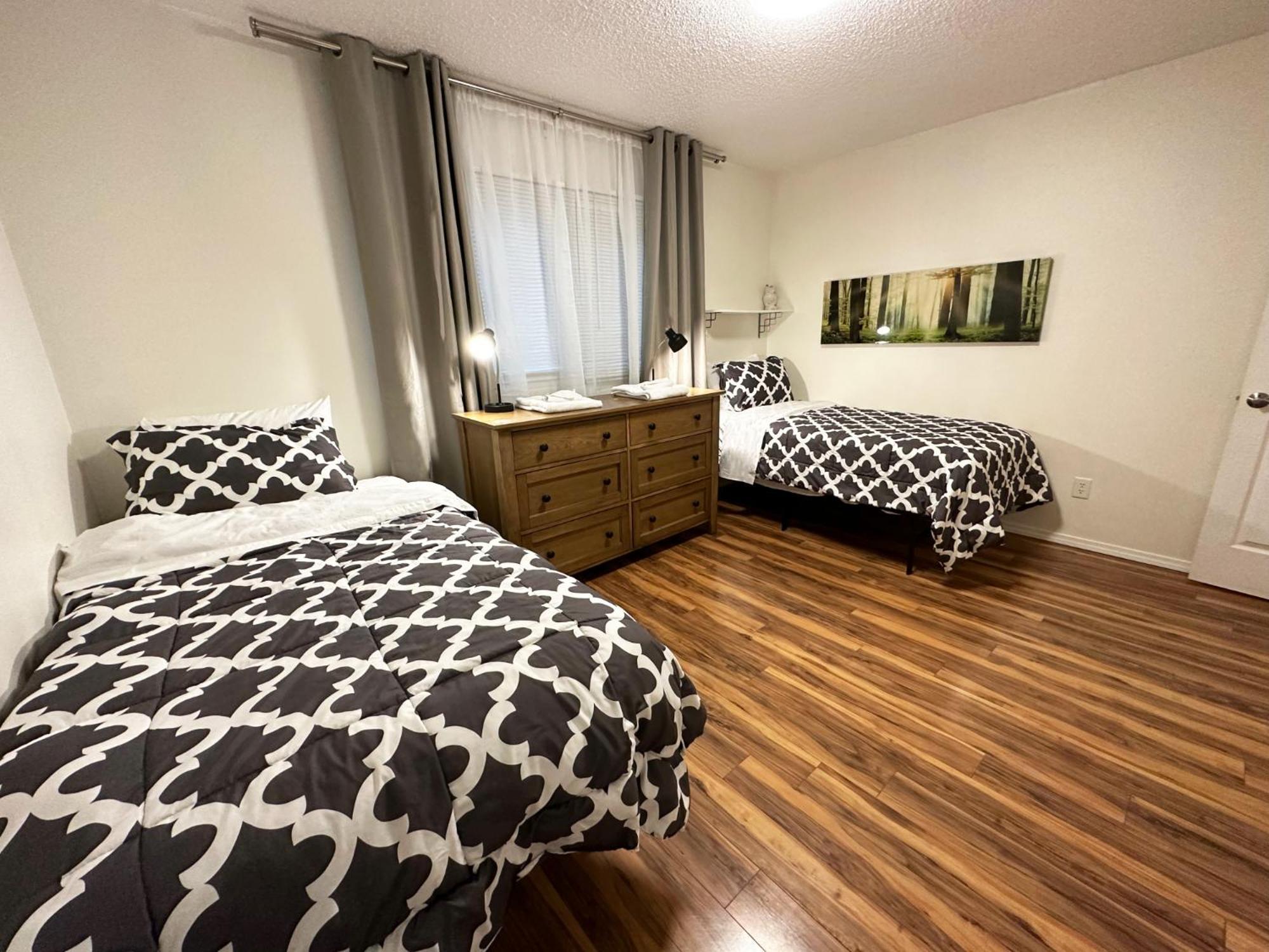 Stay Anchorage! Furnished Two Bedroom Apartments With High Speed Wifi Værelse billede